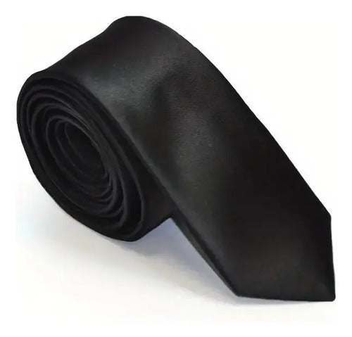 Kit Elegancia Corbatín Negro Skinny + Traba Corbata Clip